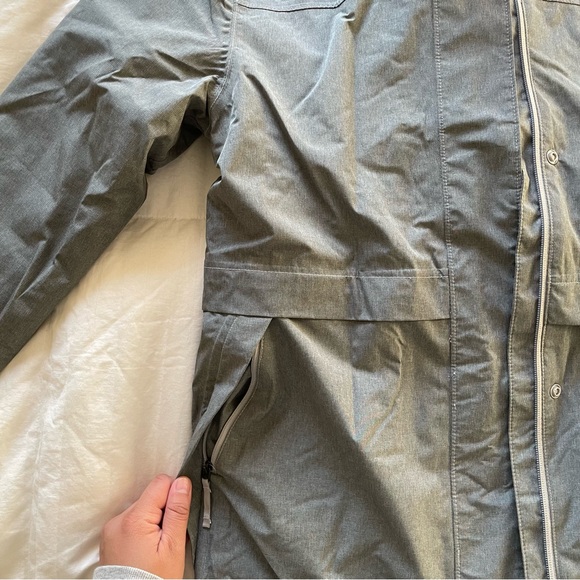 the north face 2-in-1 parka - Picture 4 of 14